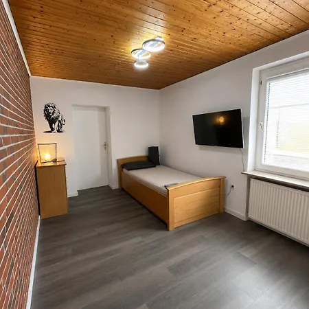 Dein Zuhause Auf Zeit - Mit 3 Schlafzimmern 公寓