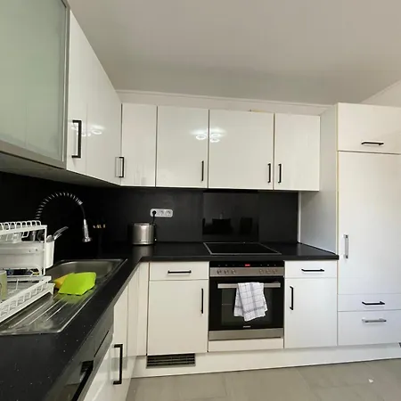 Dein Zuhause Auf Zeit - Mit 3 Schlafzimmern *